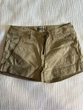 Express Women's Olive Khaki Roll-Cuff Shorts